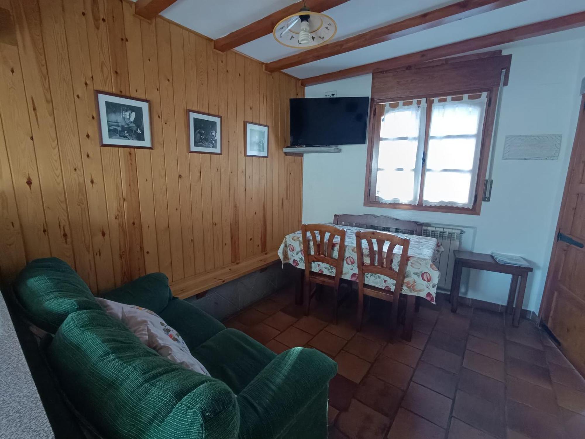 Caseta Sorripas Bielsa Room photo